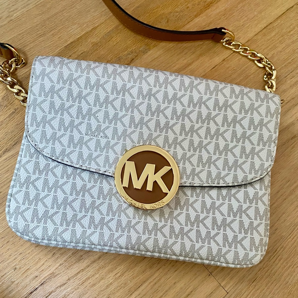 Michael Kors Crossbody MK Logo bag-White